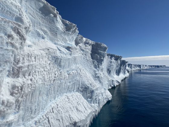Thumbnail for On the edge: warming waters destabilising ‘cold’ ice shelf
