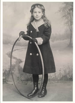 Winifred in 1911