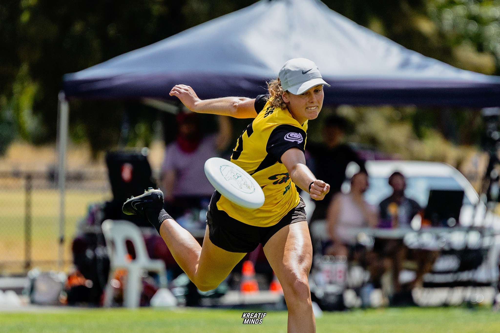 Hannah Sheers playing Ultimate Frisbee