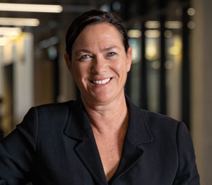 Headshot of Jenny Barr