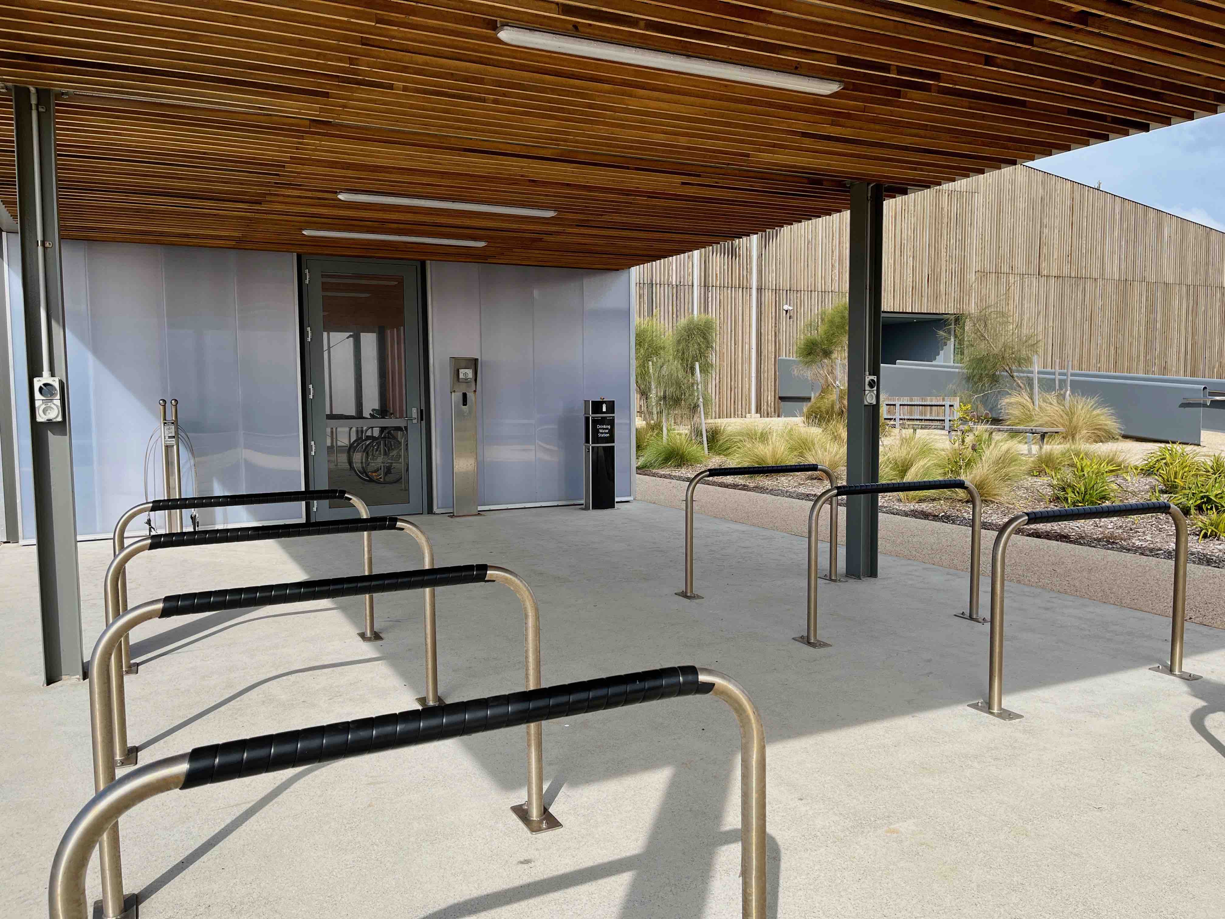 An image showing the new community bike hub at West Park 