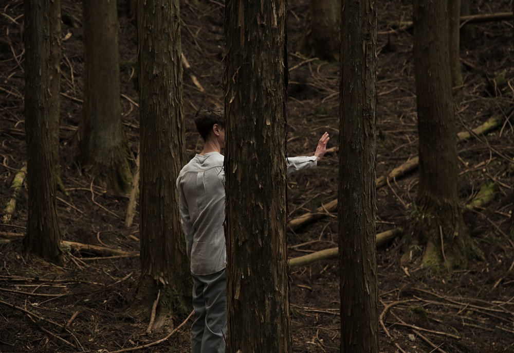 Jacobus Capone Forewarning (Act 2) Sincerity and Symbiosis, 2019 3-channel HD video with sound, Duration: 36 minutes Courtesy of the Artist and Moore Contemporary
