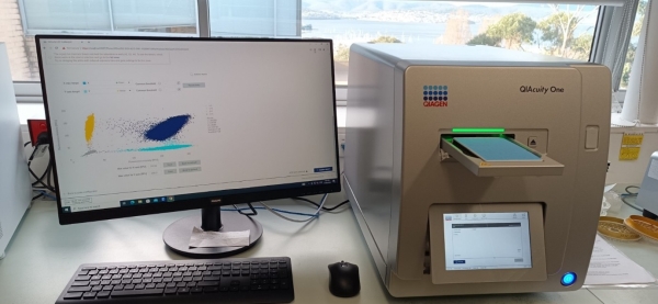 Image of digital PCR instrument