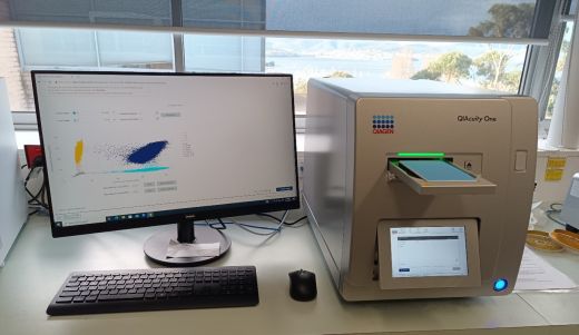 Image of a digital PCR instrument
